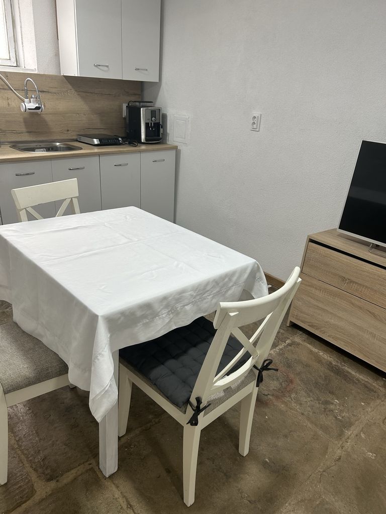 Дава се под наем Къща в Ловеч, Промишлена зона - Изток - 140 кв.м за 408 € - Снимка #5
