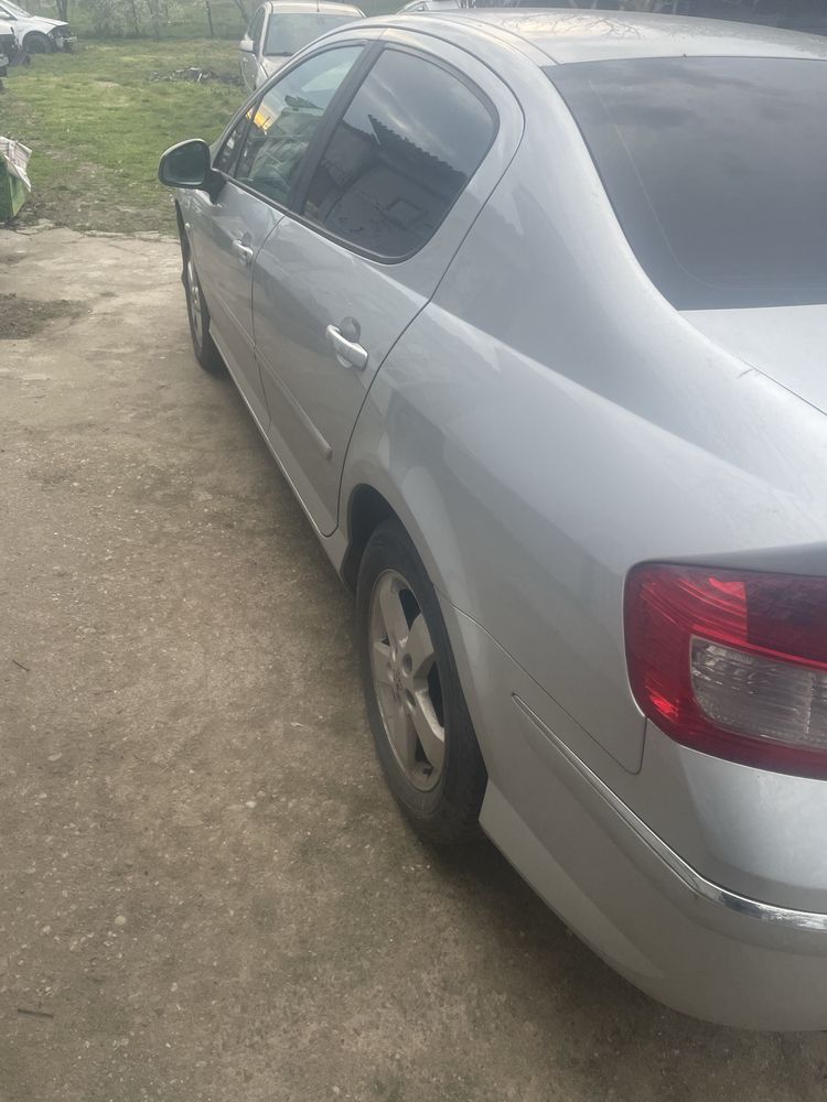 Dezmembrez peugeot 407
