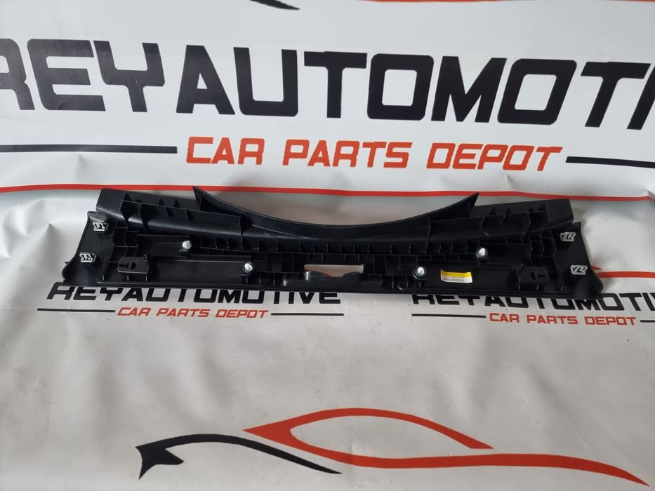 Ornament interior portbagaj Range Rover Evoque 2011 cod BJ32-113A10-AD