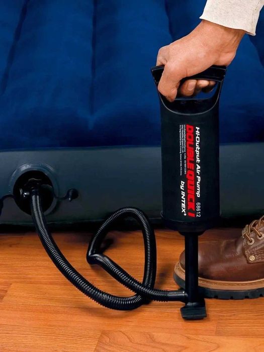 Надувной матрас Intex, Полтора спальный  (Размер : 137 х 191  х 25)