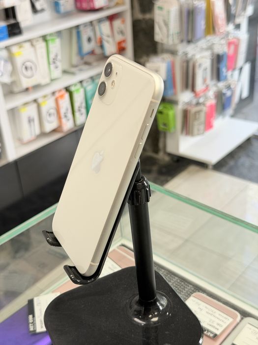 Apple iPhone 11 64GB White
