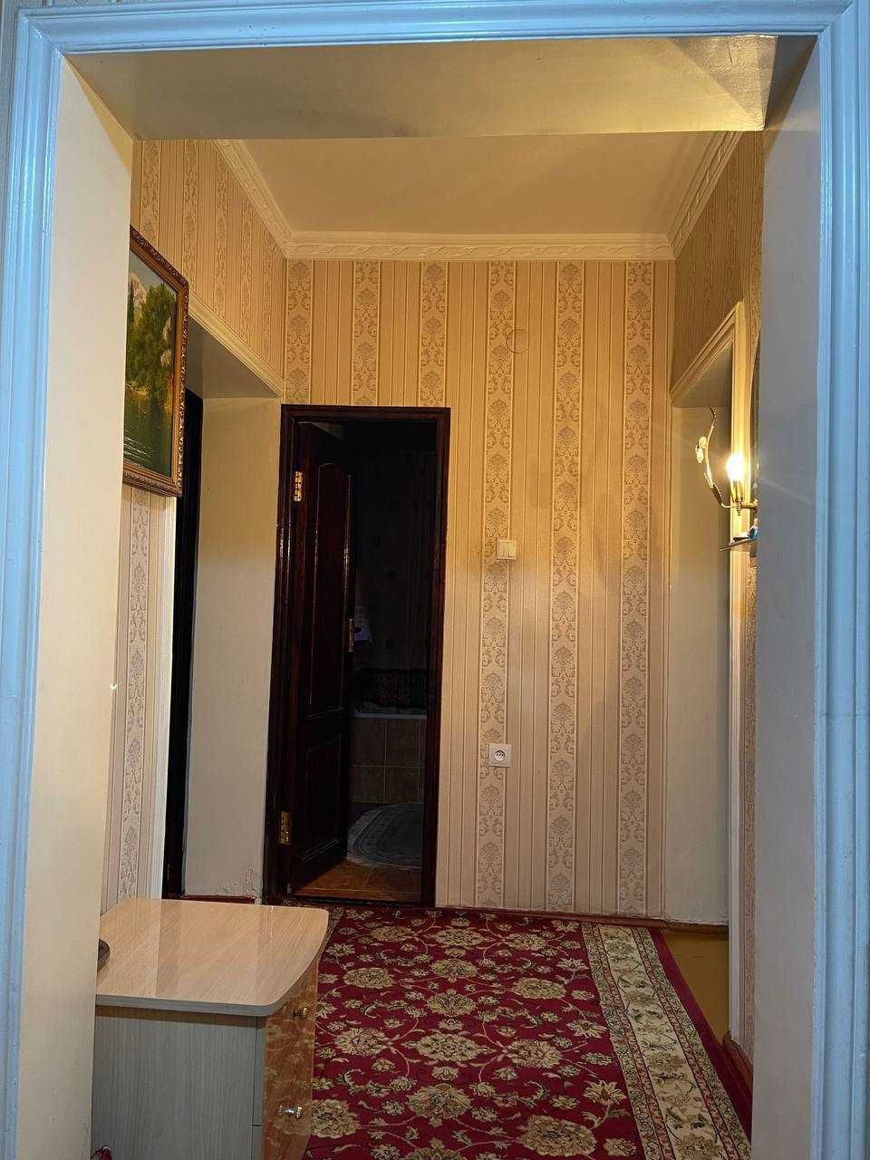 Срочно! Продаётся 3 комнатная квартира в центре Ташкента, улица Ойбек