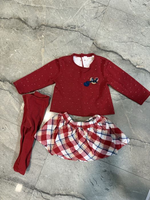 Продавам детски комплект  мяйорал 65 см пола чорапогашник и блузка