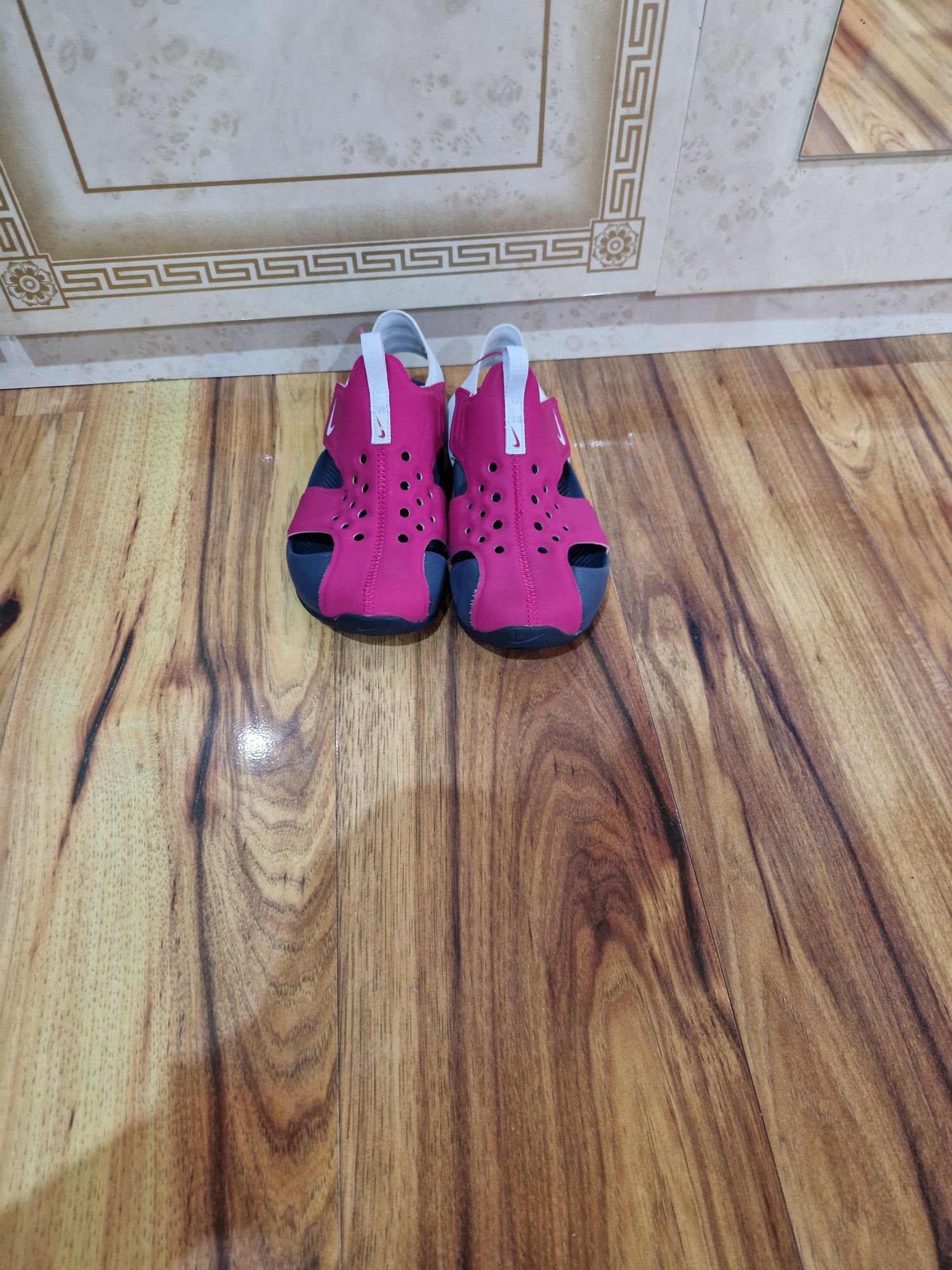 Sandale NIKE masura 32