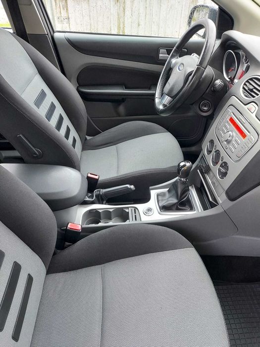 Vând Ford Focus MK2 2010 Euro 5