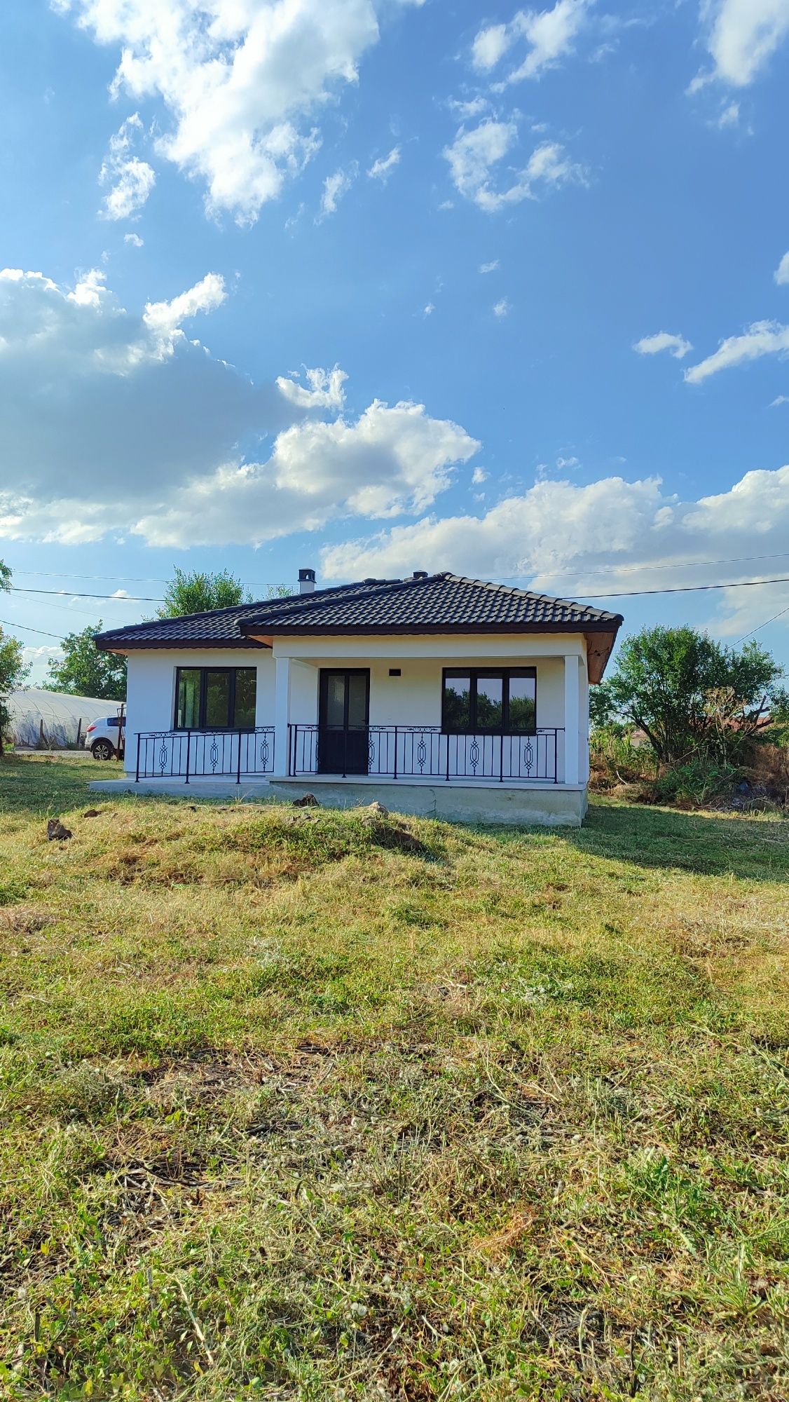 Новопостроена къща 25 километра от Бургас