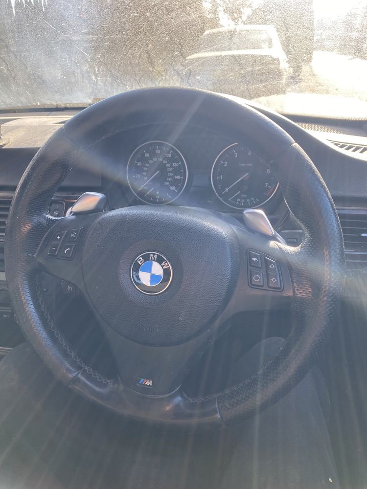 Volan M cu padele BMW Seria 3 E90 E91 E92 E93 volan sport  BMW