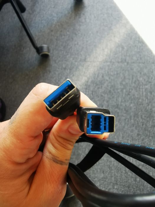 Cabluri display port si USB A la USB B