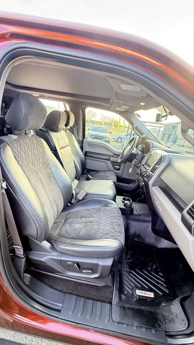 Ford F-150 XLT Crew Cab