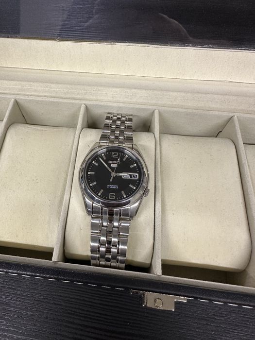 Автоматичен часовник Seiko 5 Day-Date