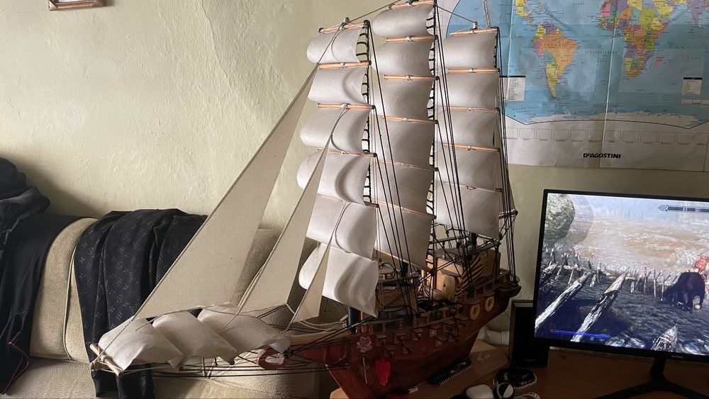 Продам корабль. Кому нужен звоните