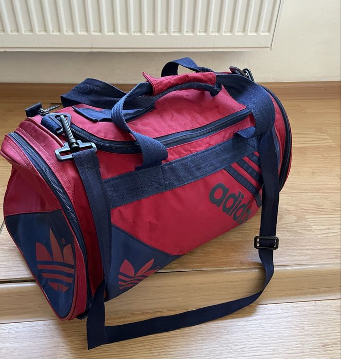 Geanta sport Adidas pt voiaj/transport/sala red/blue