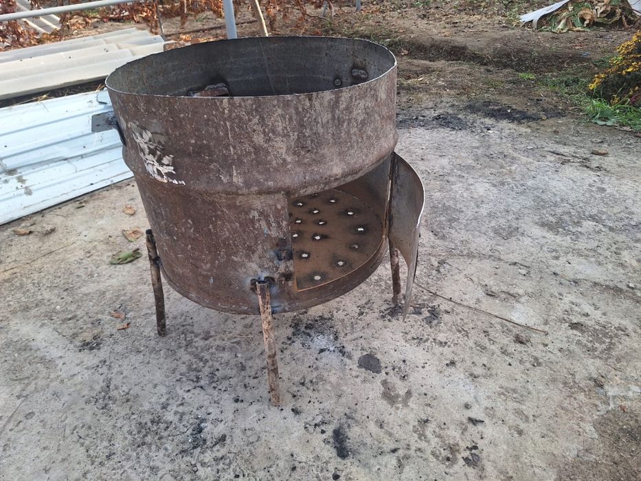 ошак сатылады,80 литрден 120 литрлік қазан қойса болады