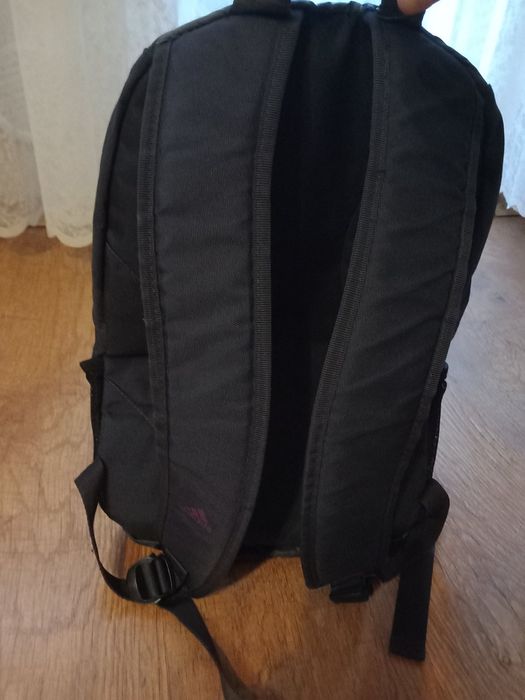 Раница adidas.                  .