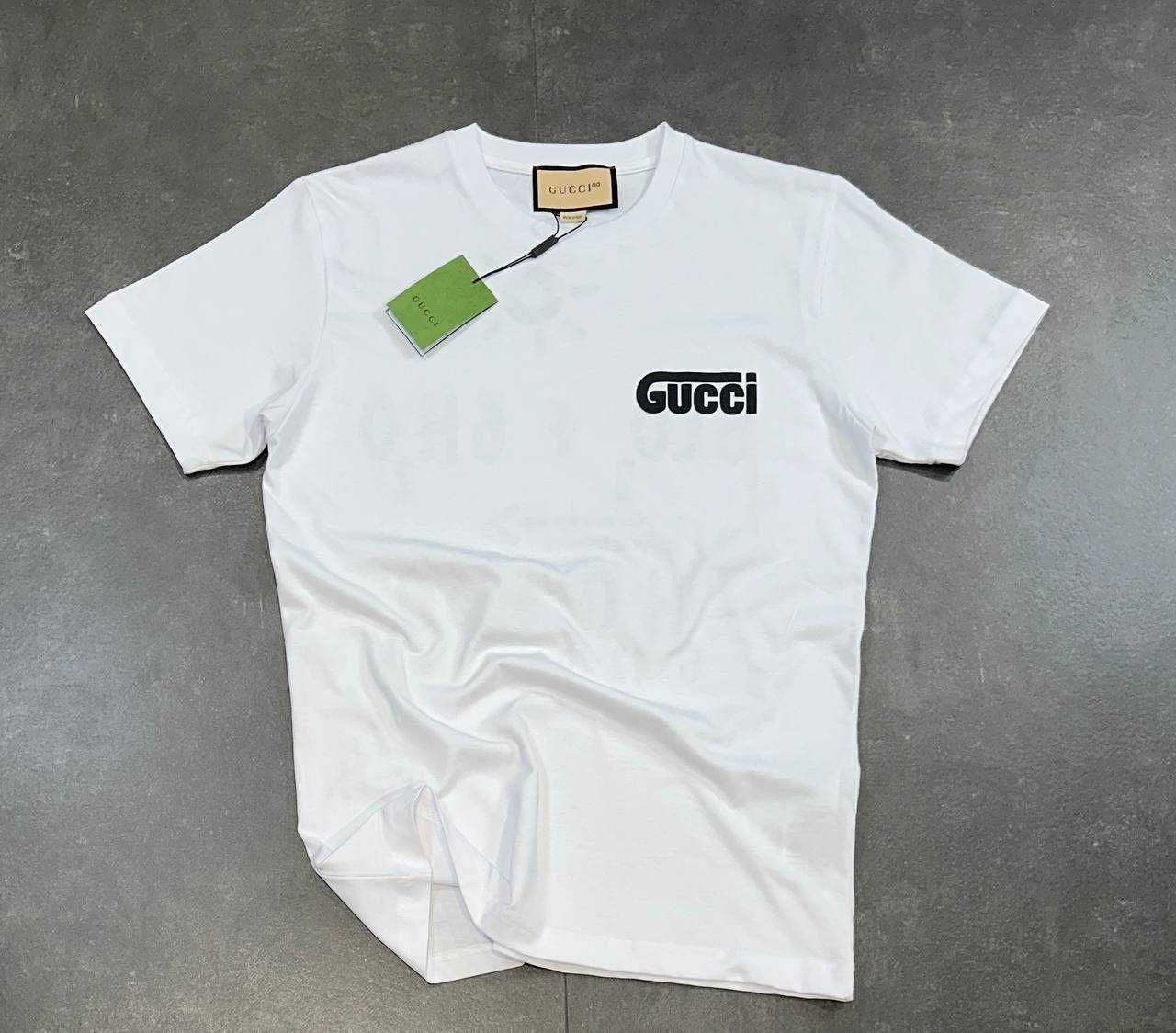 Мъжка тениска Gucci в черно и в бяло