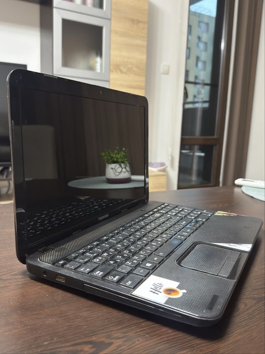 Toshiba Satellite в добро състояние