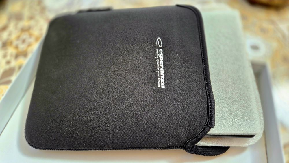 Tableta GPS NaviTruck 2025 10 inch, Android 13, Opt-nuclee, 12GB RAM