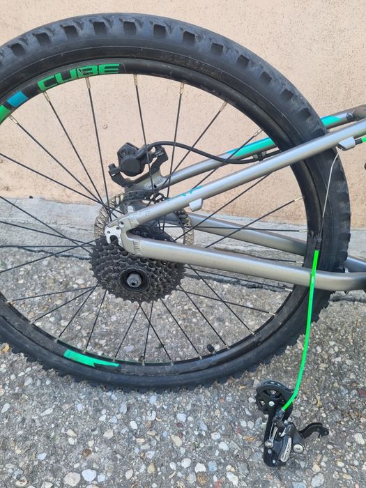 Bicicleta copii cube Acid 24 frana disc, defecta