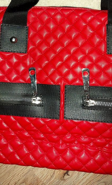 Дамска чанта червена