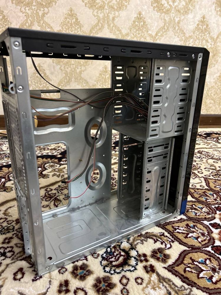 prime z270, ddr 4+8 2400mhz, pentium g4560, кулер, кейс.