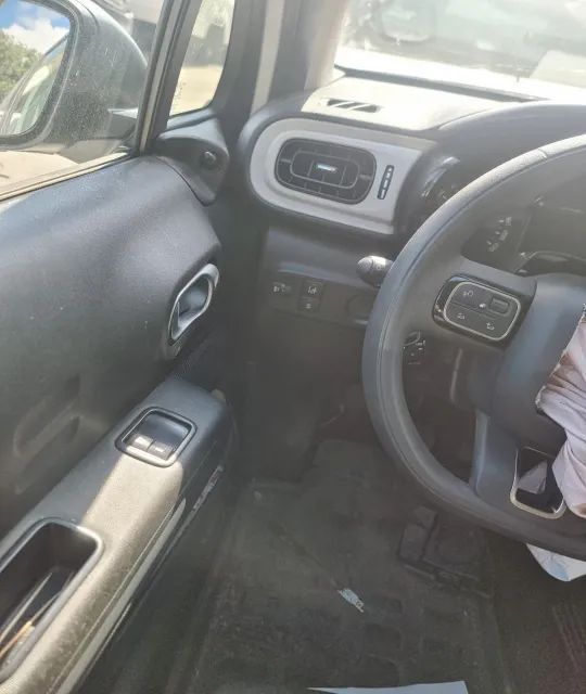 oglinda stanga dreapta volan lampa prag praguri planetara stanga dreapta Citroen C3 3 2020 motor 1.2 benzina Dezmembrez