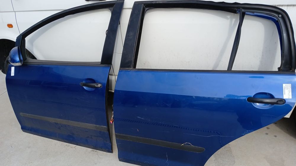 Usa stanga fata stanga spate Vw Golf 5 plus+