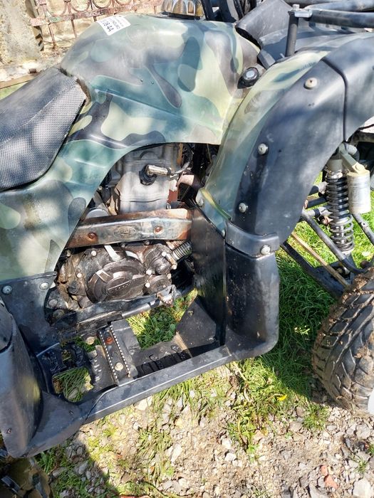 Vând atv 250 cm³