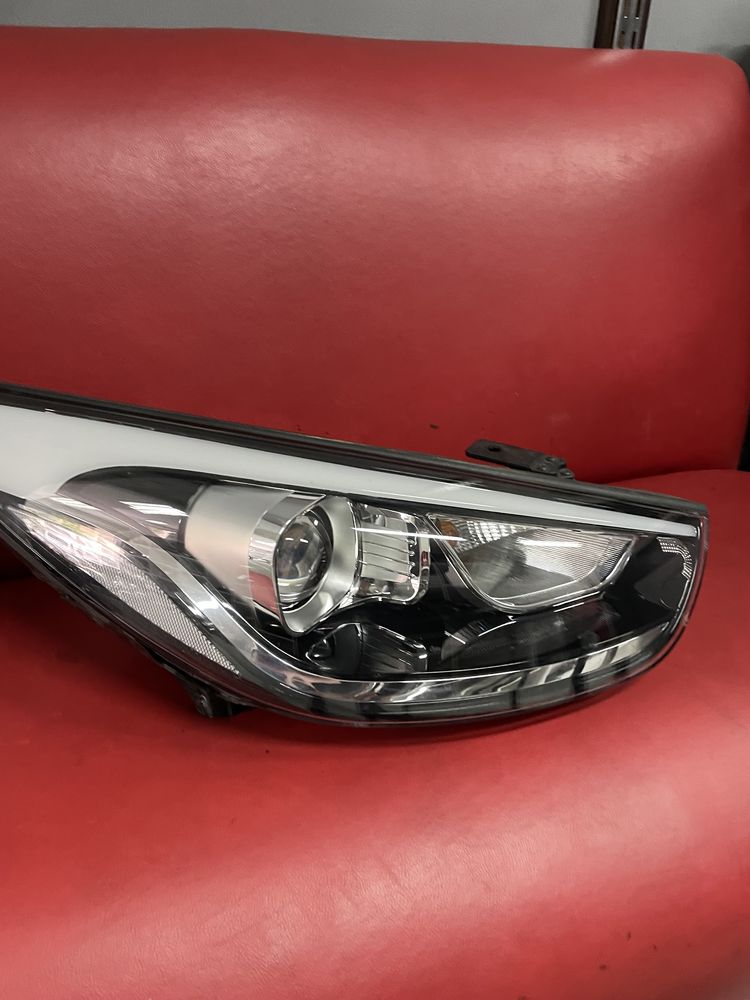 HYUNDAI IX35 LED Far Фар Фарове Десен