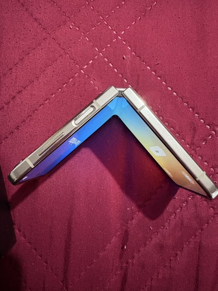 Samsung z flip 5