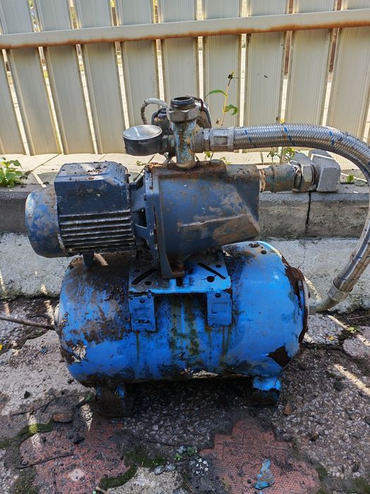 Насос для поднятия давления воды