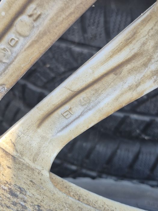 Mercedes Benz оригинални AMG джанти + зимни гуми Pirelli 225/45/18