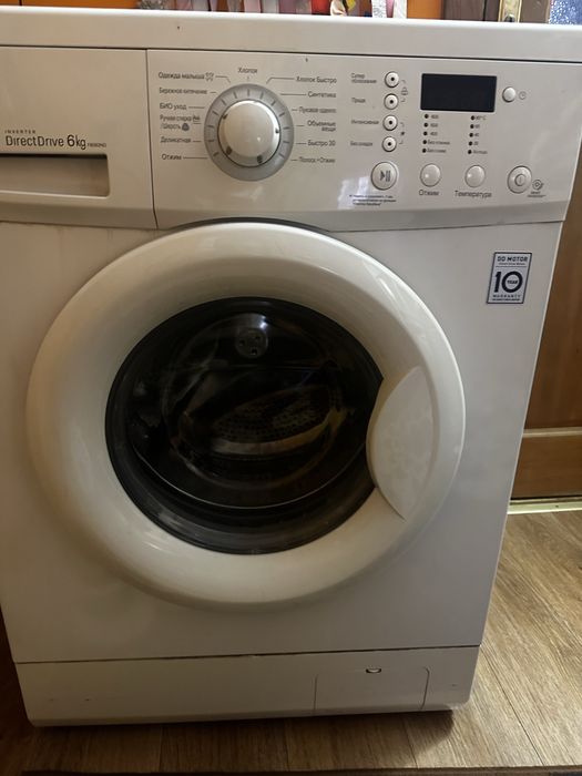 LG F8092ND стиральная машинка