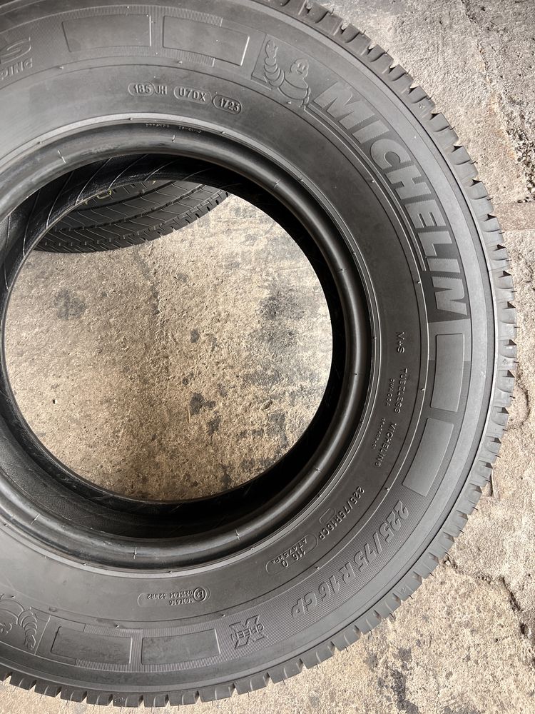 4 anvelope NOI 225/75/16 C , Michelin , 9 mm , DOT 2023