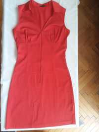 Червена елегантна рокля