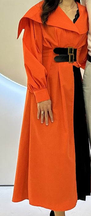 Продам оранжевую блузку