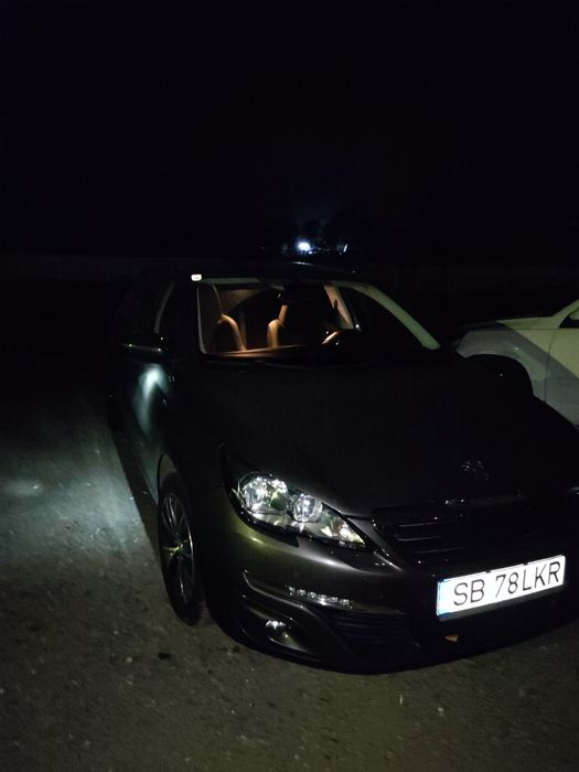 Peugeot 308 1.2/110 cp