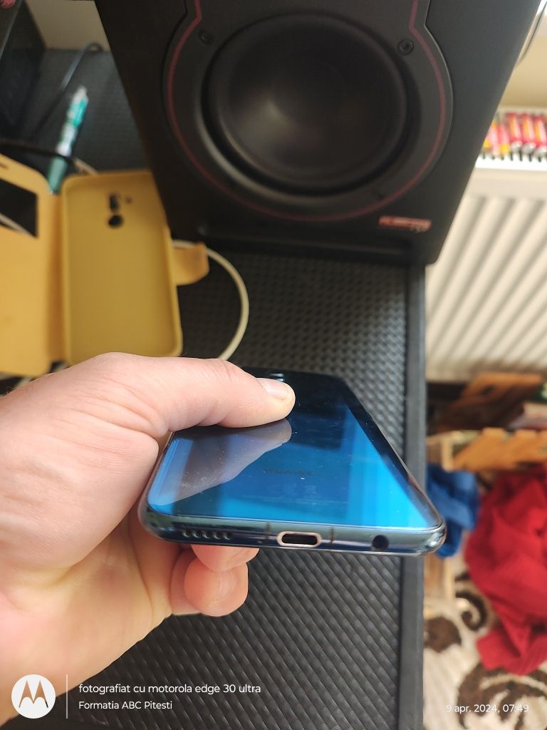 Telefon Huawei mate 20 lite