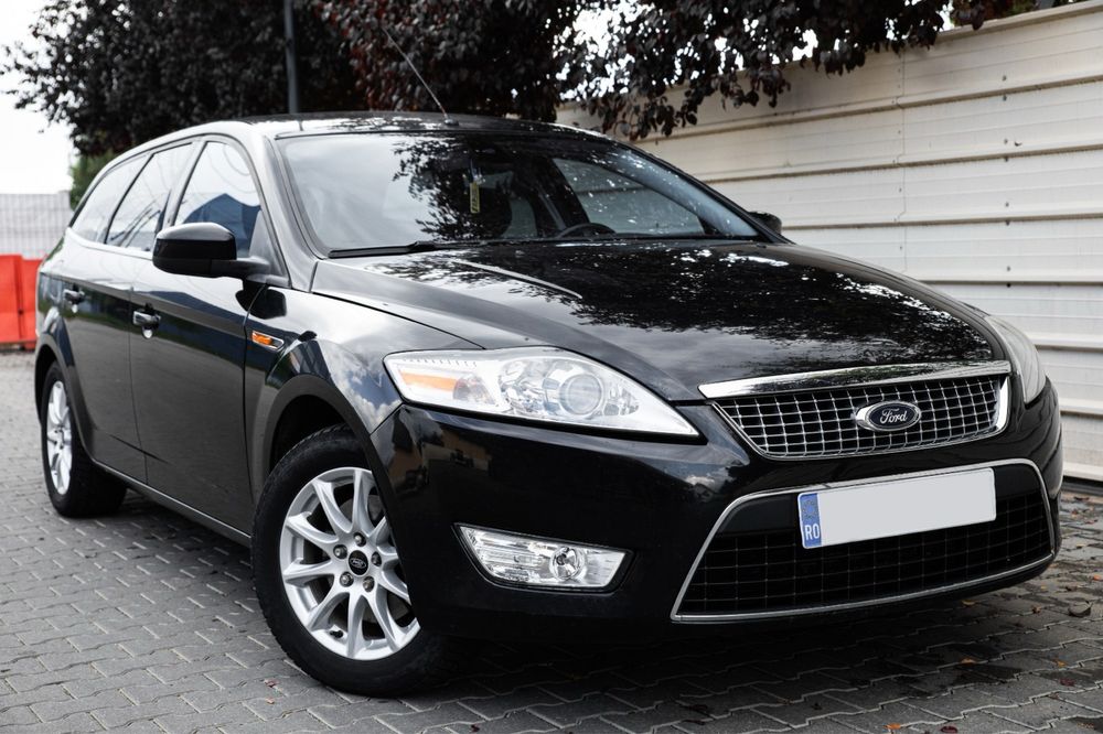 Ford Mondeo GHIA 2008 2.0 diesel /piele perforata /bi-xenon /top