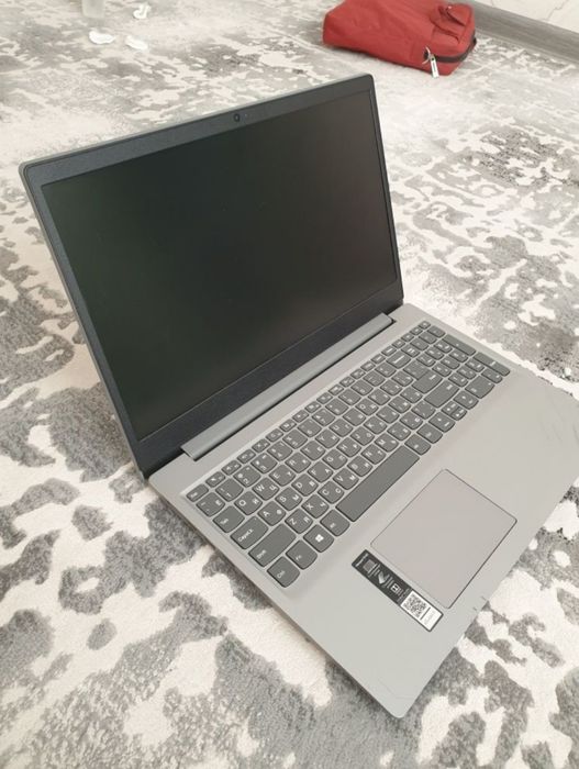 Noutbuk lenovo ideapad