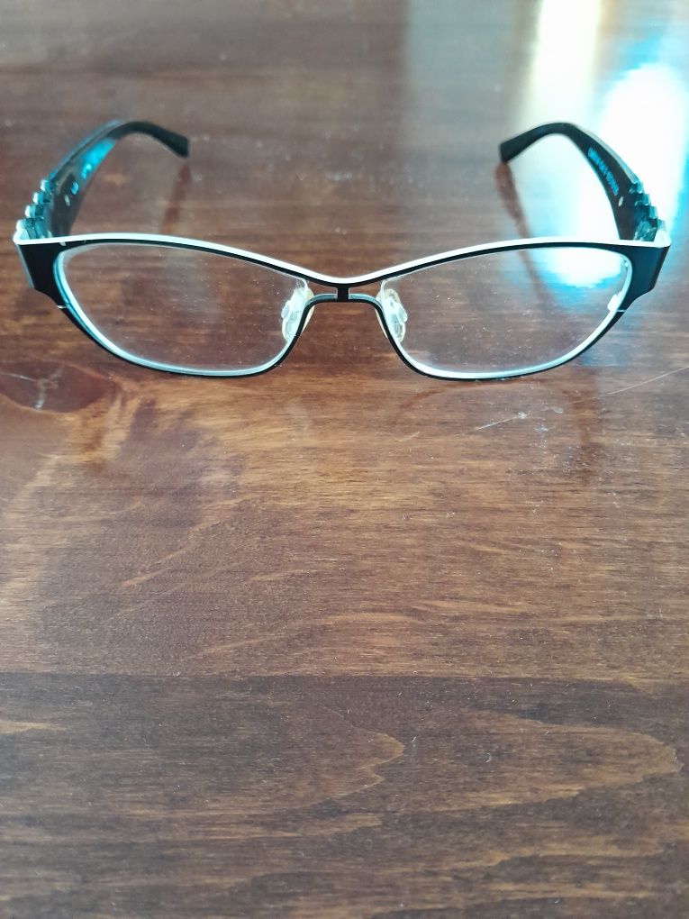Диоптрични рамки за очила