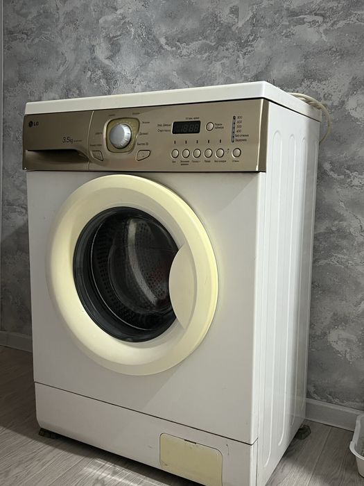 Продам стиральную машину LG 5kg