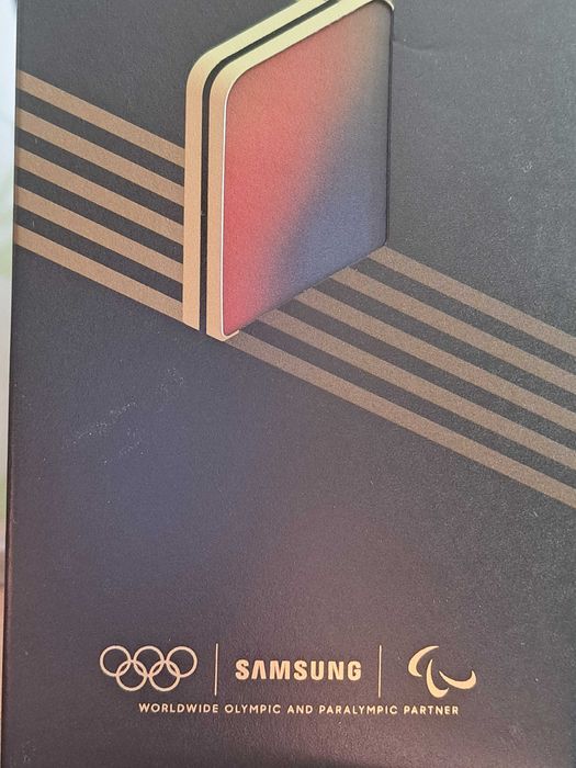 Samsung Galaxy Z Flip 6 Olympic Gold Limited Edition - За Колекционери