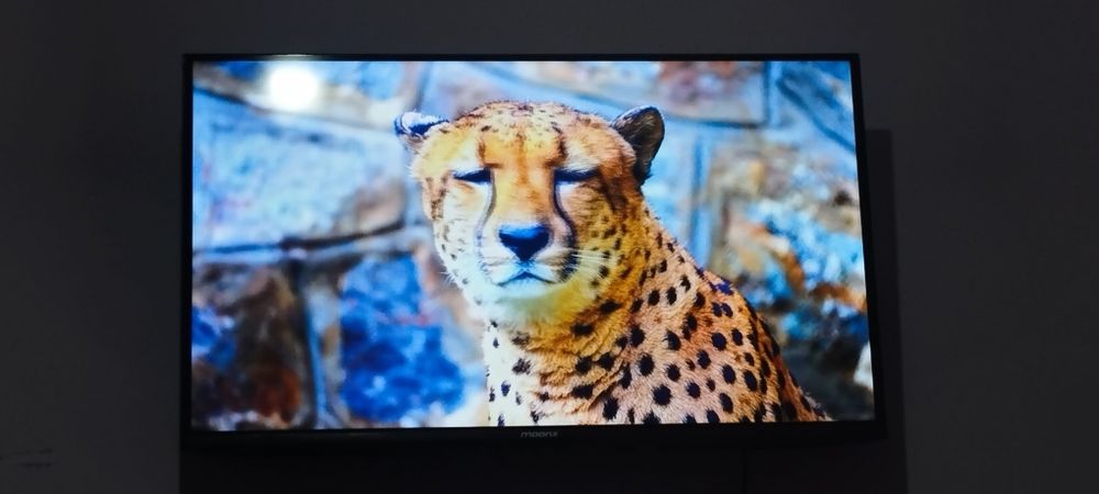 Продается телевизор смарт  32 новый