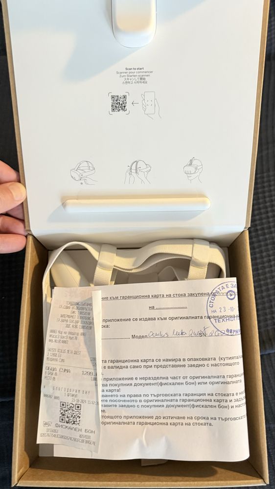 Продавам VR очила Meta Quest 3 128 gb