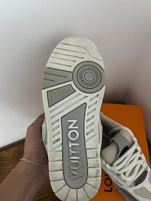 Louis Vuitton Skate Grey