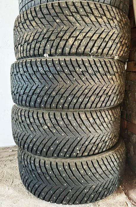 Автошины шипованные