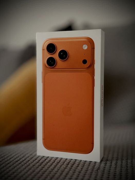 iPhone 17 Pro Max 256 Gb Orange - eSim - Nou Sigilat, factura SUA