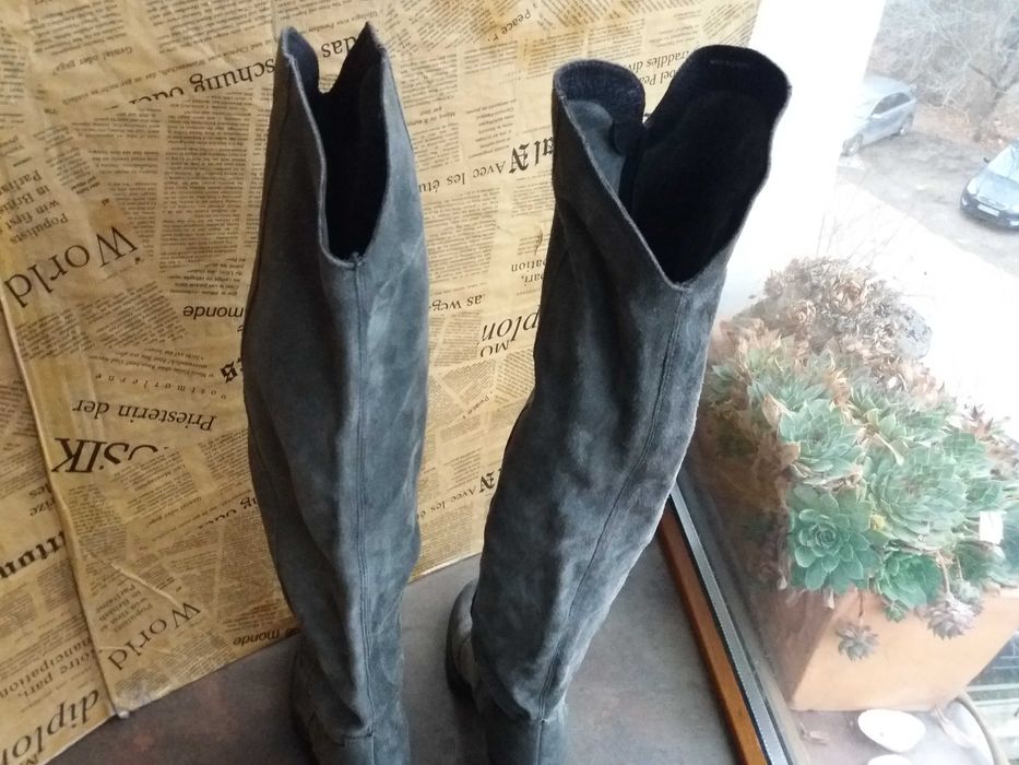 дамски ботуши,зимни обувки,чизми над коляно номер37