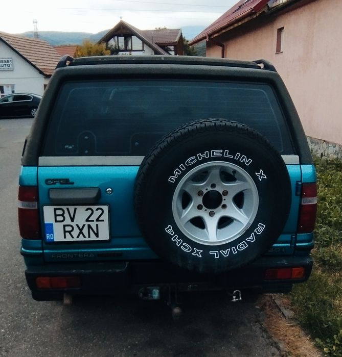 Opel frontera sport