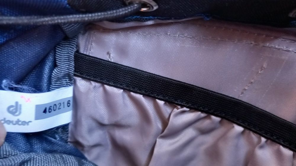 Deuter 10L и Salewa детски туристически раница и панталон